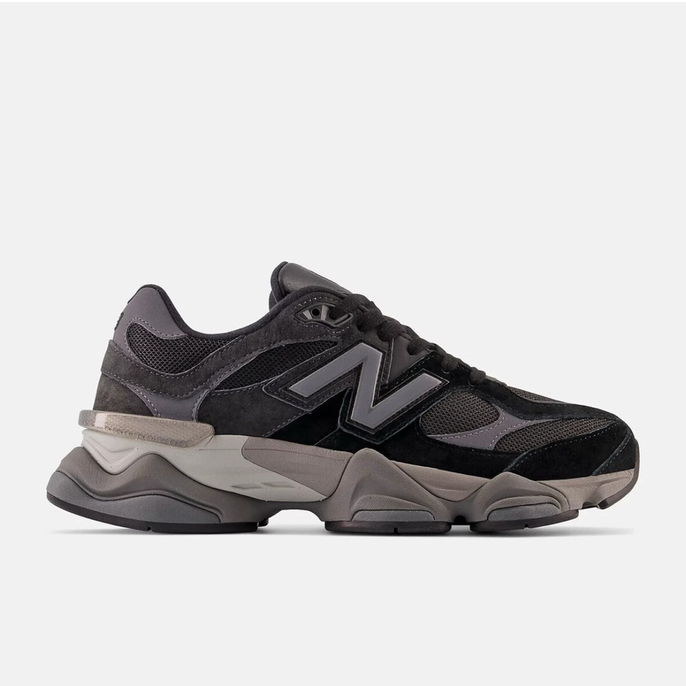 New Balance 9060 (Black/Grey)